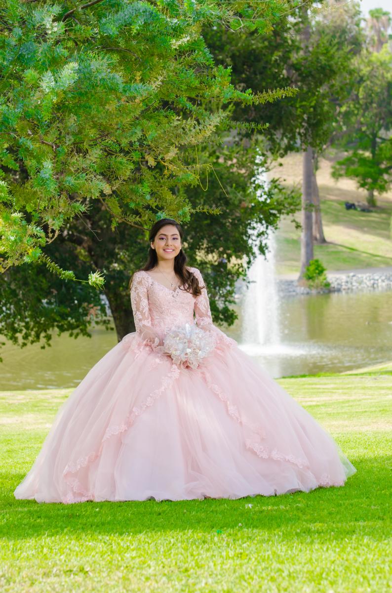 Quinceanera – Look at the Camera Photography